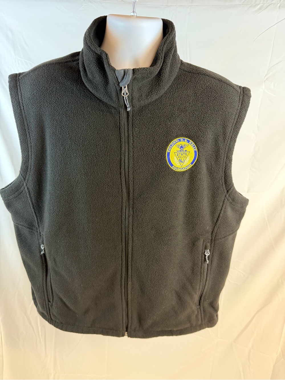 NJ State Police Col Kelly foundation Fleece Vest with Crest NEW